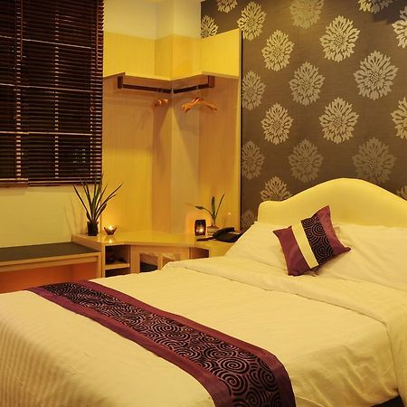 Lvis Boutique Hotell Malé Exteriör bild
