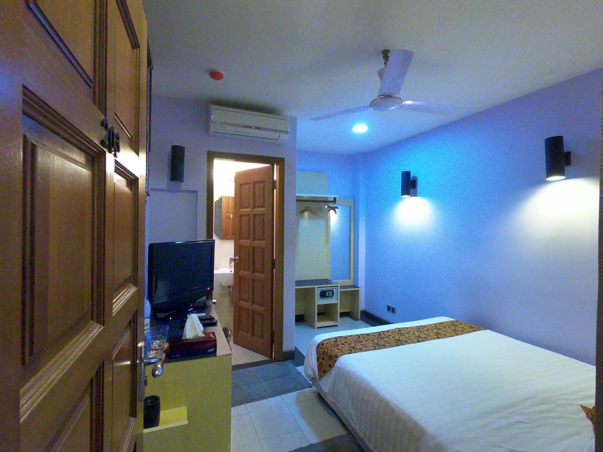 Lvis Boutique Hotell Malé Exteriör bild